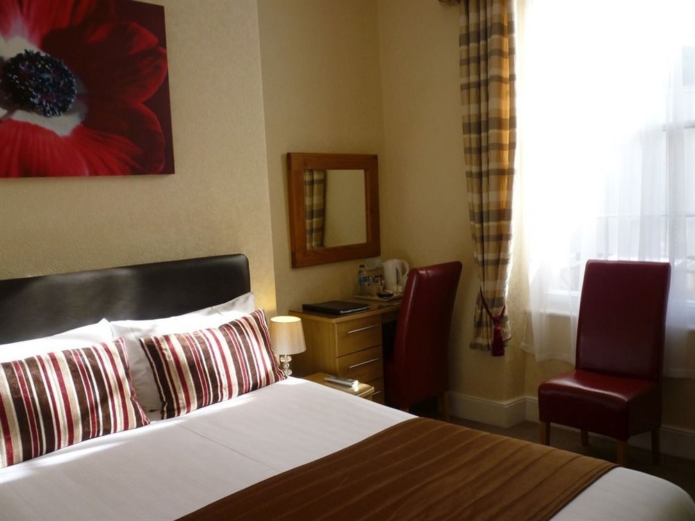St. Hilary Guest House Llandudno Bagian luar foto